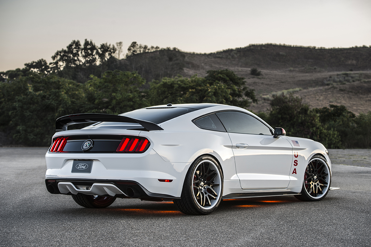 2015 AirVenture Ford Mustang Apollo Edition