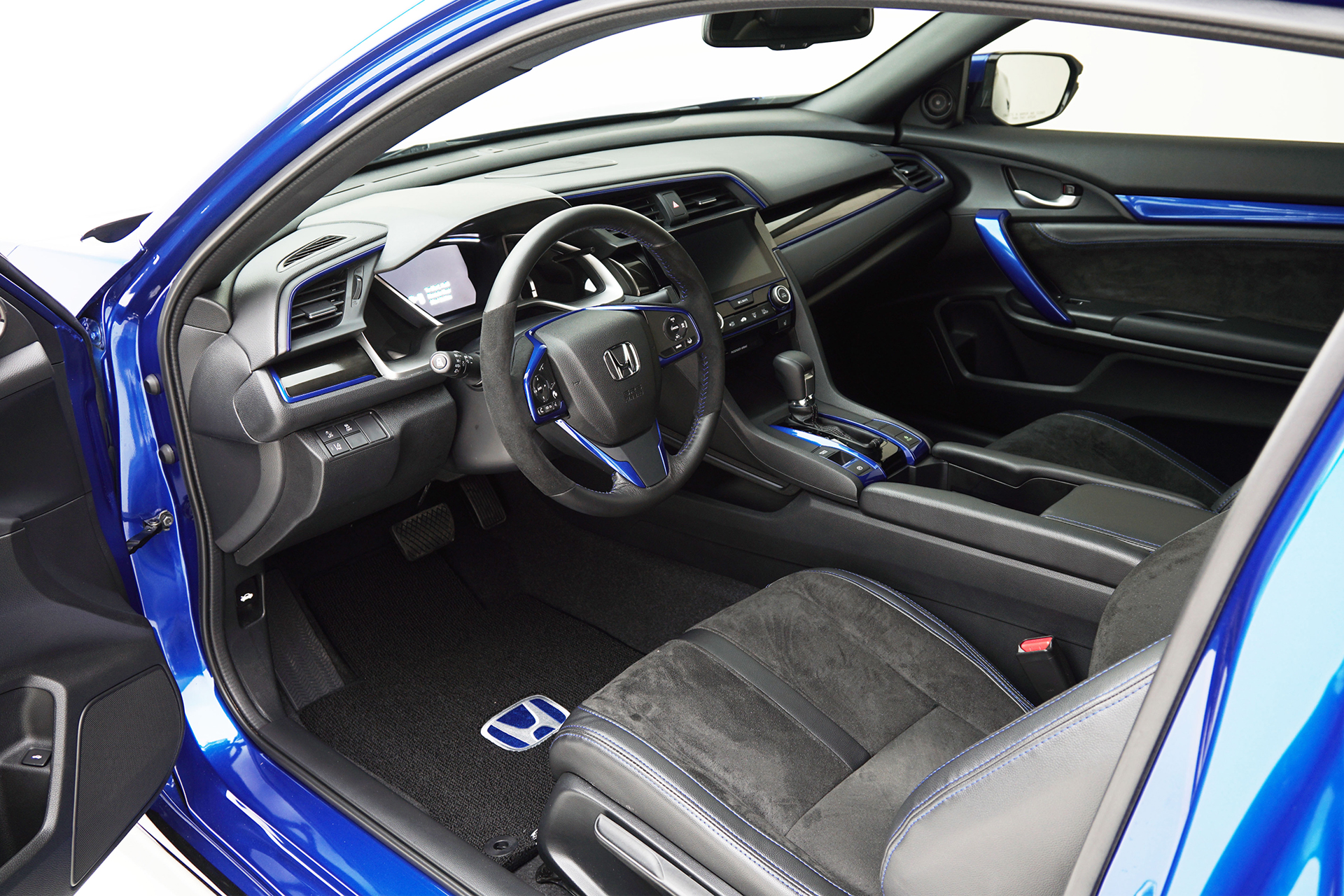 2016 MAD Honda Civic Touring Coupe