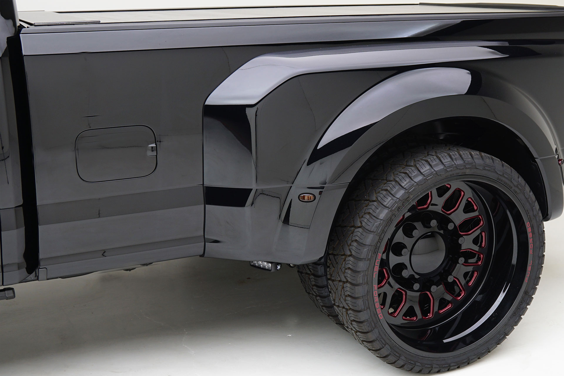 2017 MAD Ford F350 Lariat Super Duty Dually
